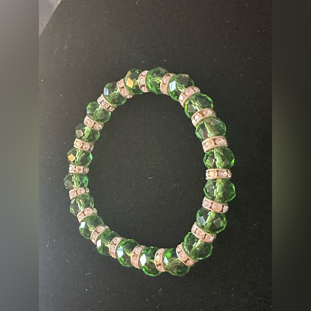 Light Green Faceted Resin Crystal Beaded Stretch Bracelet Austrian Czech CZ - Picture 4 of 9